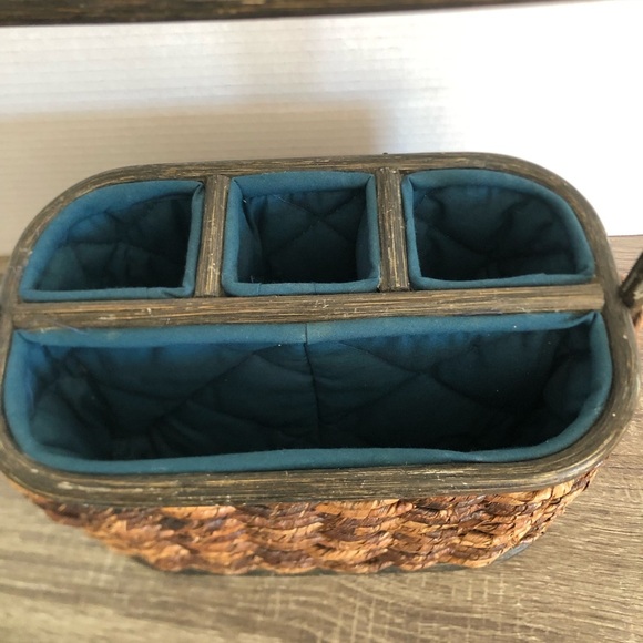 Vtg Woven Utensil Caddy with Quilted Lining - Picture 4 of 9
